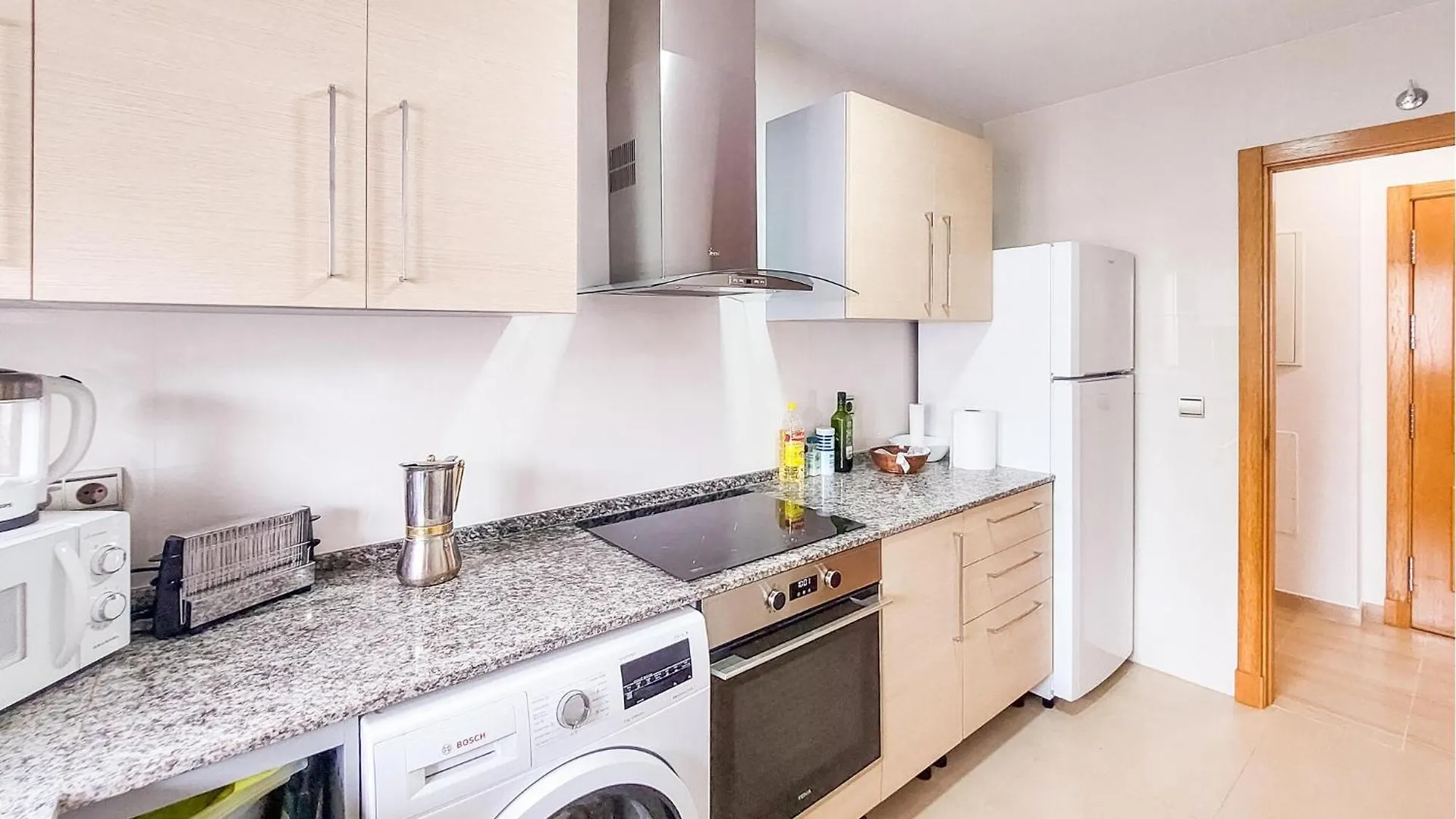 Stunning Apartment In Cadiz With Wifi
