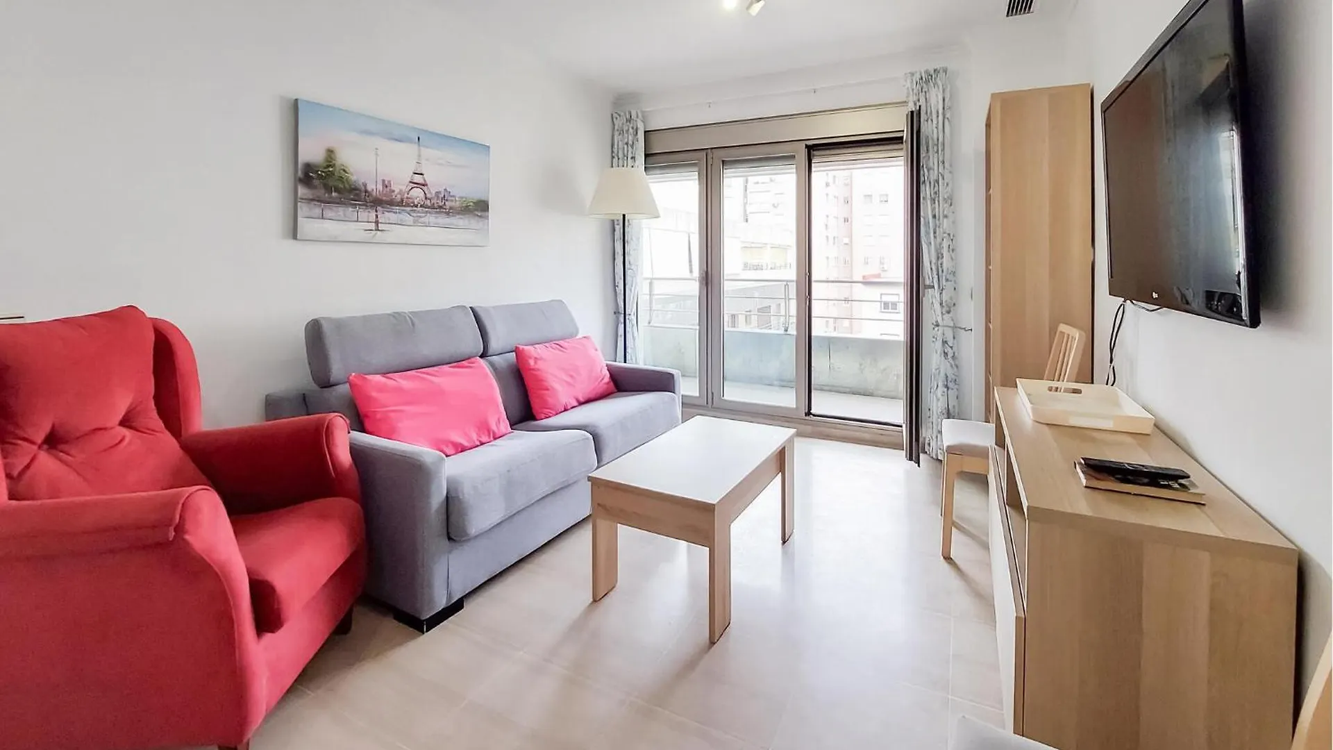 Stunning Apartment In Cadiz With Wifi